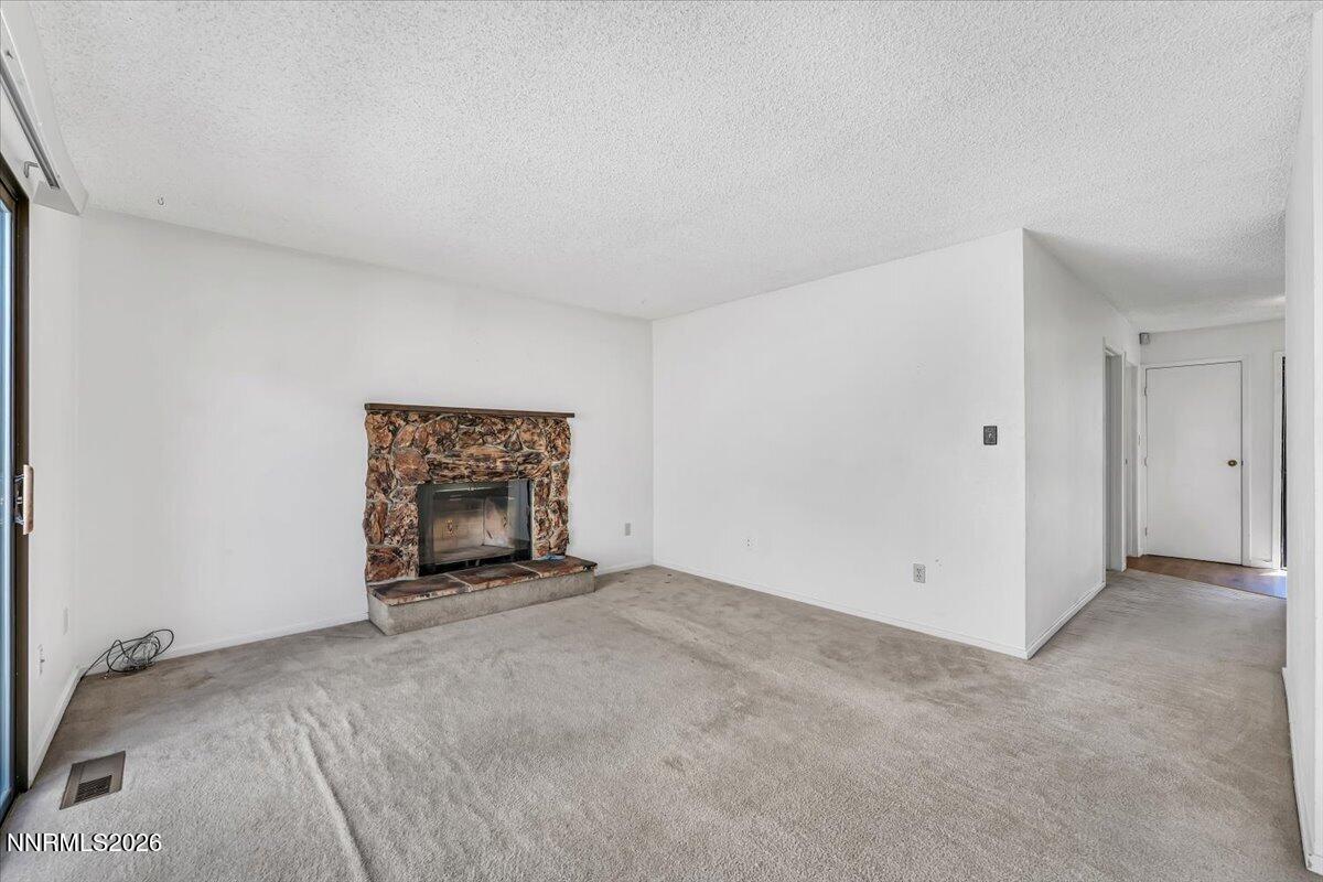 1291 Rayburn Drive Reno, NV 89503 - Photo 10 of 49 Family Room