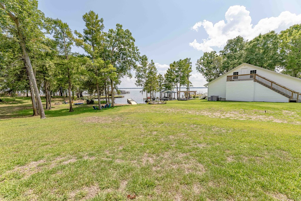 1198 Rugby Avenue Summerton, SC 29148 - Photo 33 of 38 Gallery Image 33