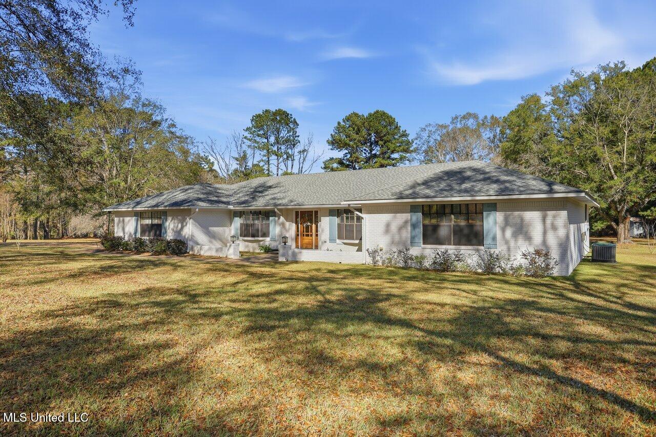 2294 Simpson Highway 469 Florence, MS 39073 - Photo 2 of 40 2294 Simpson Hwy 469 Home Tours MS 2