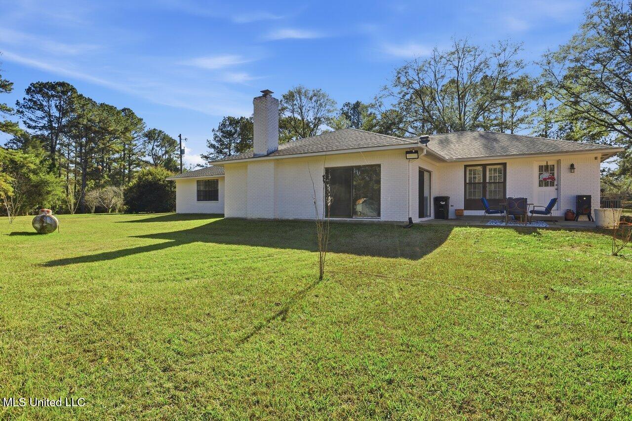 2294 Simpson Highway 469 Florence, MS 39073 - Photo 36 of 40 2294 Simpson Hwy 469 Home Tours MS 36