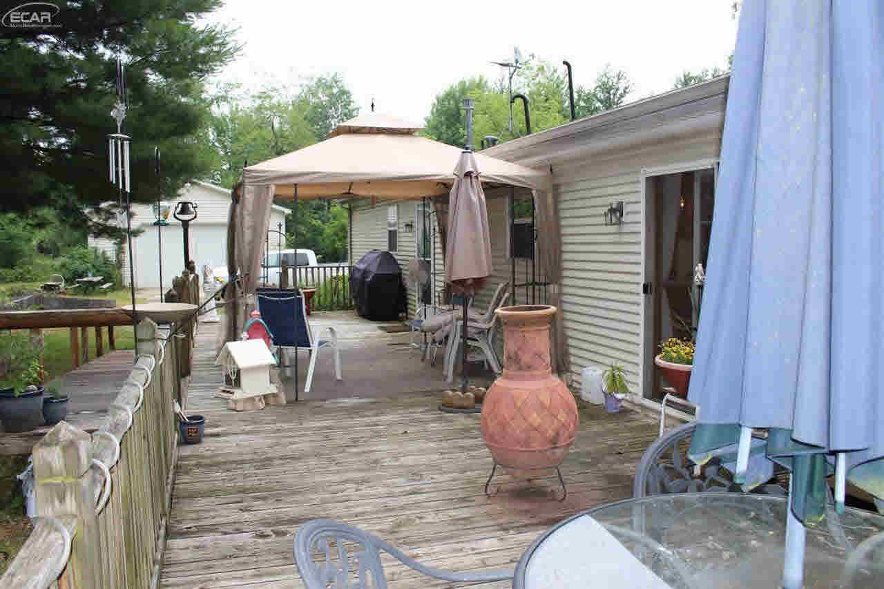 15914 Niblock Road Chesaning, MI 48616 - Photo 23 of 28 21178082-22.JPG
