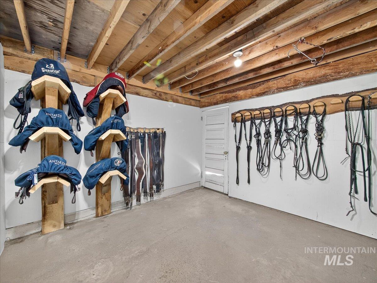 2588 West Sales Yard Road Emmett, ID 83617 - Photo 6 of 50 View of stable