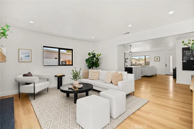 $1,350,000 | 5757 East Oakbrook Street, Long Beach, CA 90815