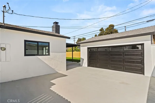 $1,350,000 | 5757 East Oakbrook Street, Long Beach, CA 90815