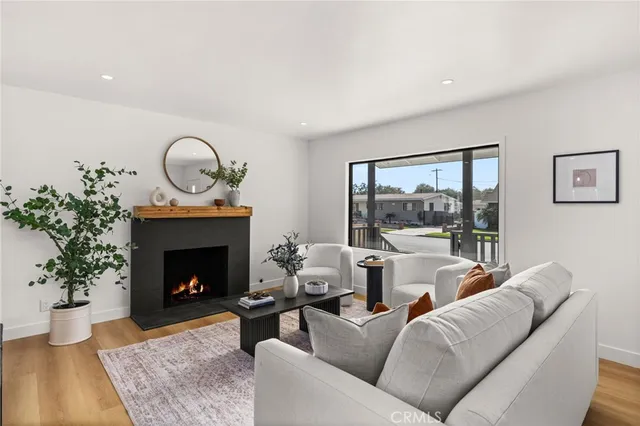 $1,350,000 | 5757 East Oakbrook Street, Long Beach, CA 90815