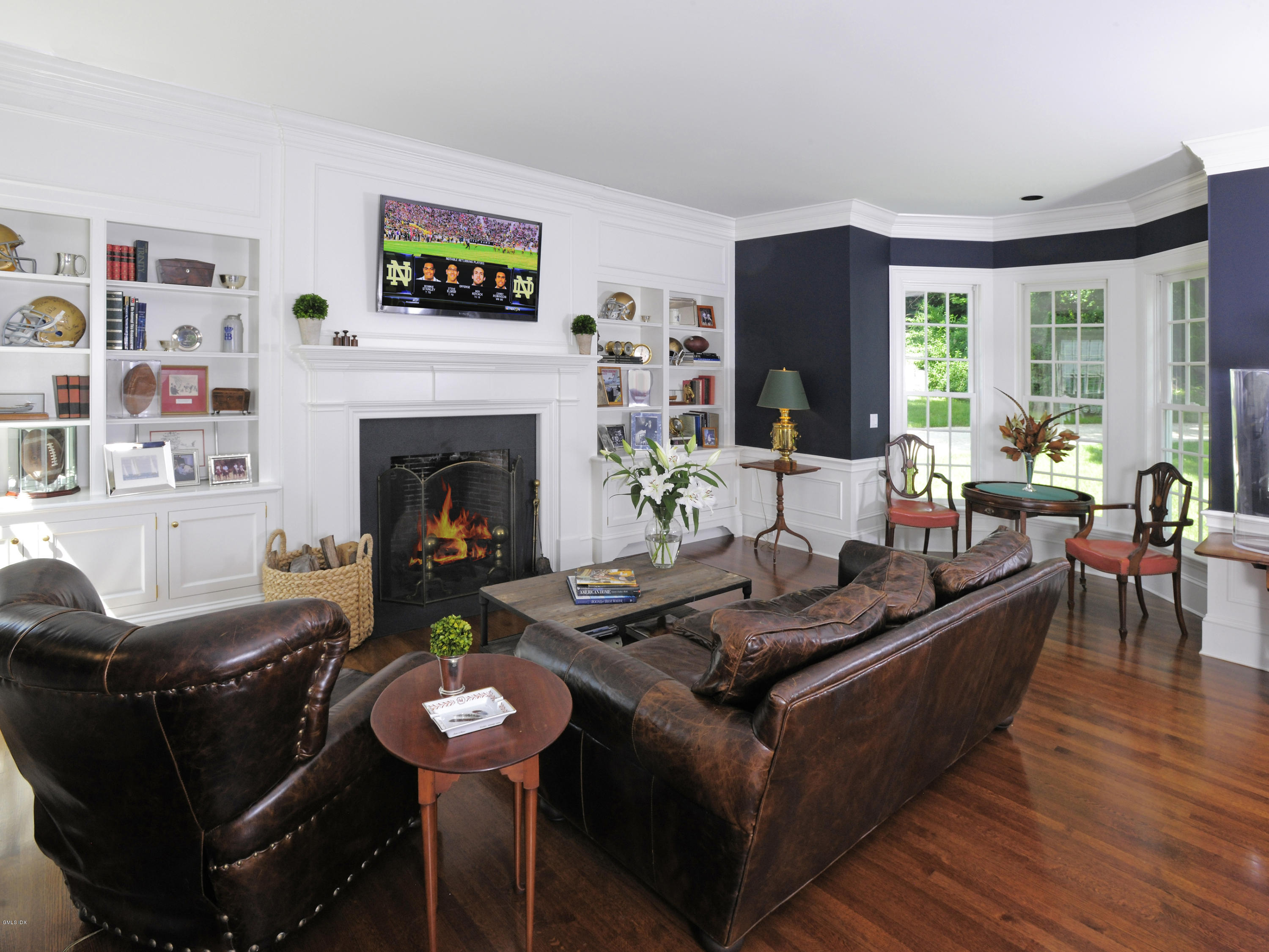 475 Round Hill Road Greenwich, CT 06831 - Photo 7 of 22 475 Round Hill Road Den