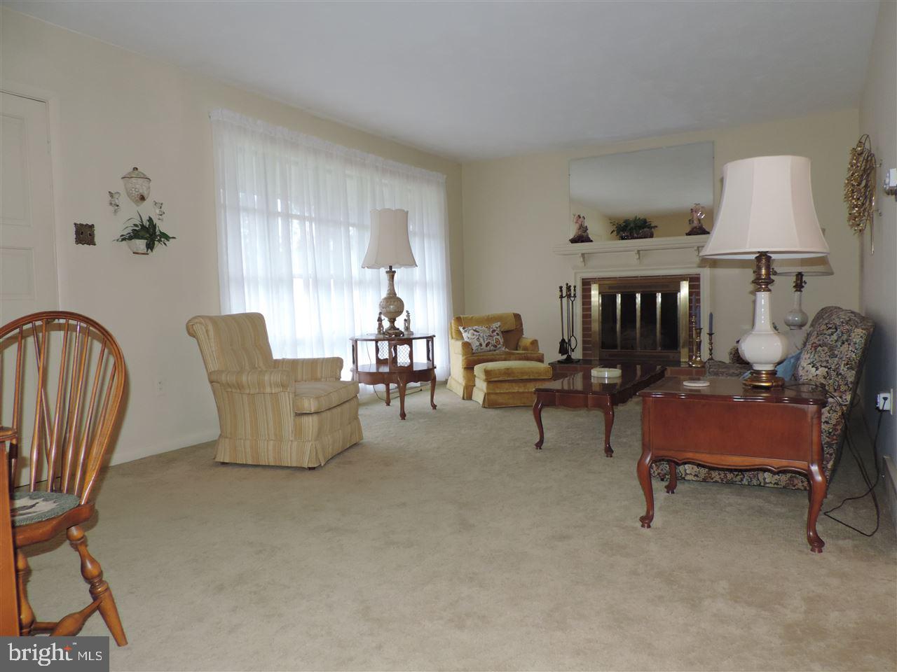 3360 Edenbridge Road York, PA 17402 - Photo 2 of 26 Gallery Image 2