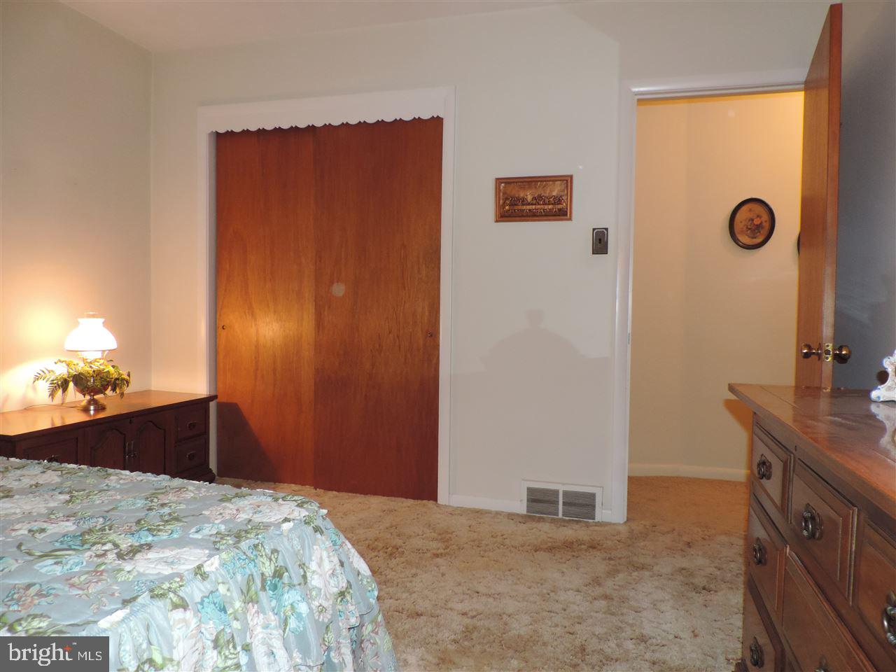 3360 Edenbridge Road York, PA 17402 - Photo 14 of 26 Gallery Image 14
