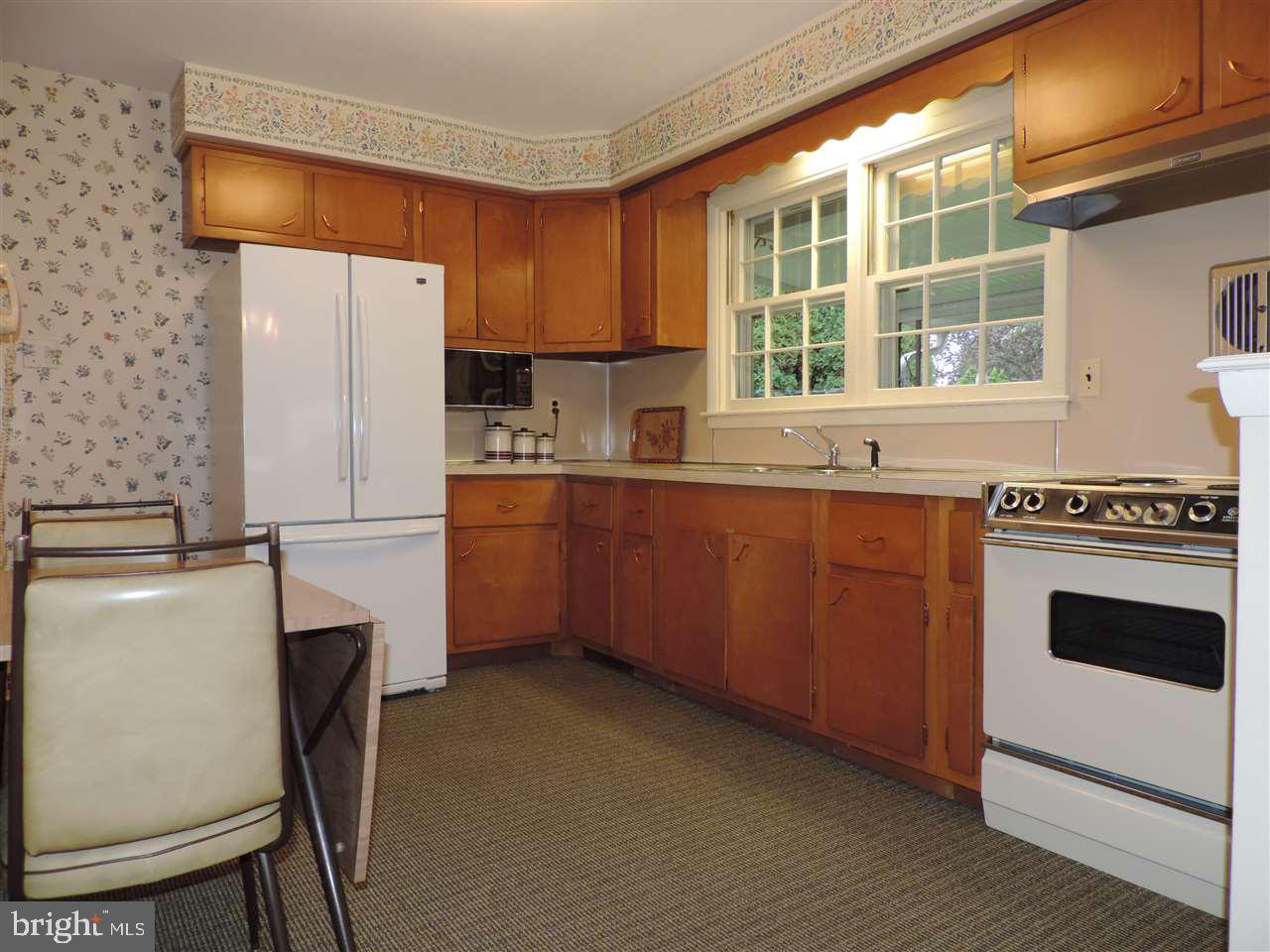 3360 Edenbridge Road York, PA 17402 - Photo 8 of 26 Gallery Image 8