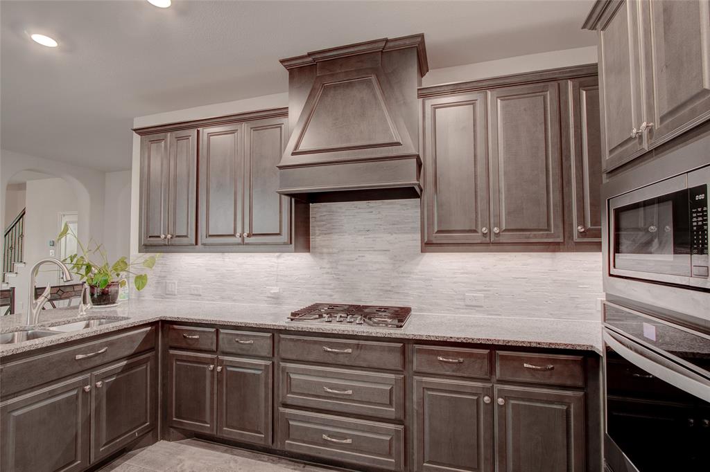 1083 Sublime Drive Forney, TX 75126 - Photo 7 of 40