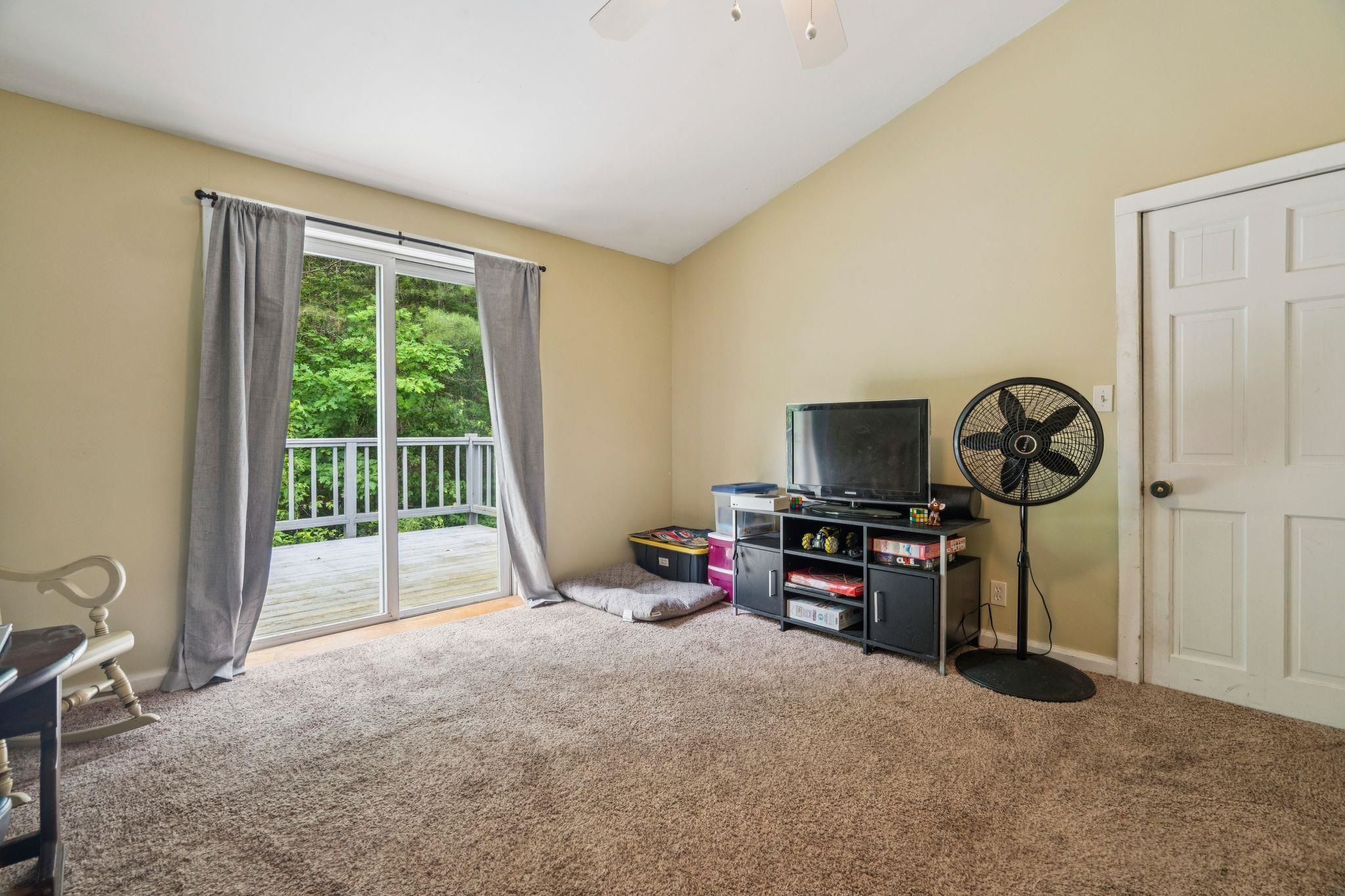 221 Dunkel Road West Windsor, VT 05089 - Photo 27 of 35
