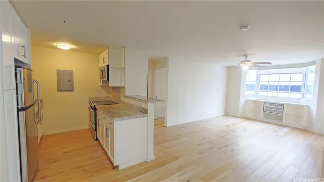 $3,250 | 1820 Kaioʻo Drive, Unit A406, Honolulu, HI 96815