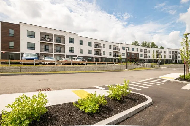 $665,000 | 203 Lowell Street, Unit 218, Wilmington, MA 01887