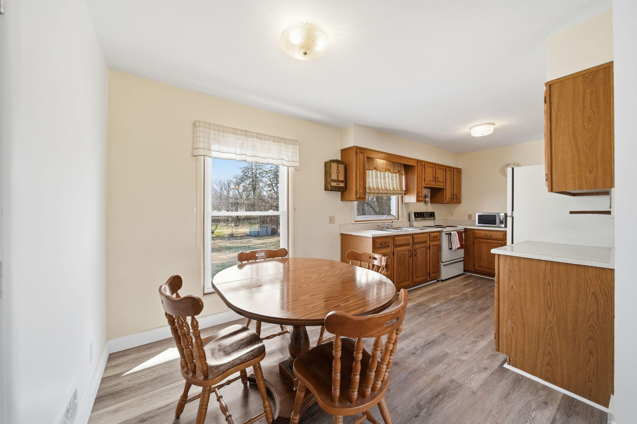 705 Leo Road Jackson, MI 49203 - Photo 5 of 38 7-web-or-mls-DSC01283