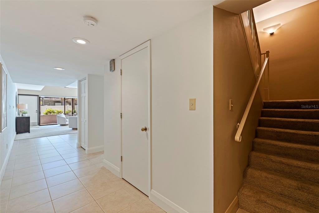 301 2nd Street North, Unit 7 St. Petersburg, FL 33701 - Photo 2 of 67