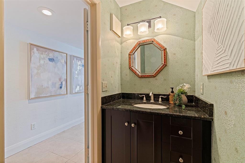 301 2nd Street North, Unit 7 St. Petersburg, FL 33701 - Photo 4 of 67