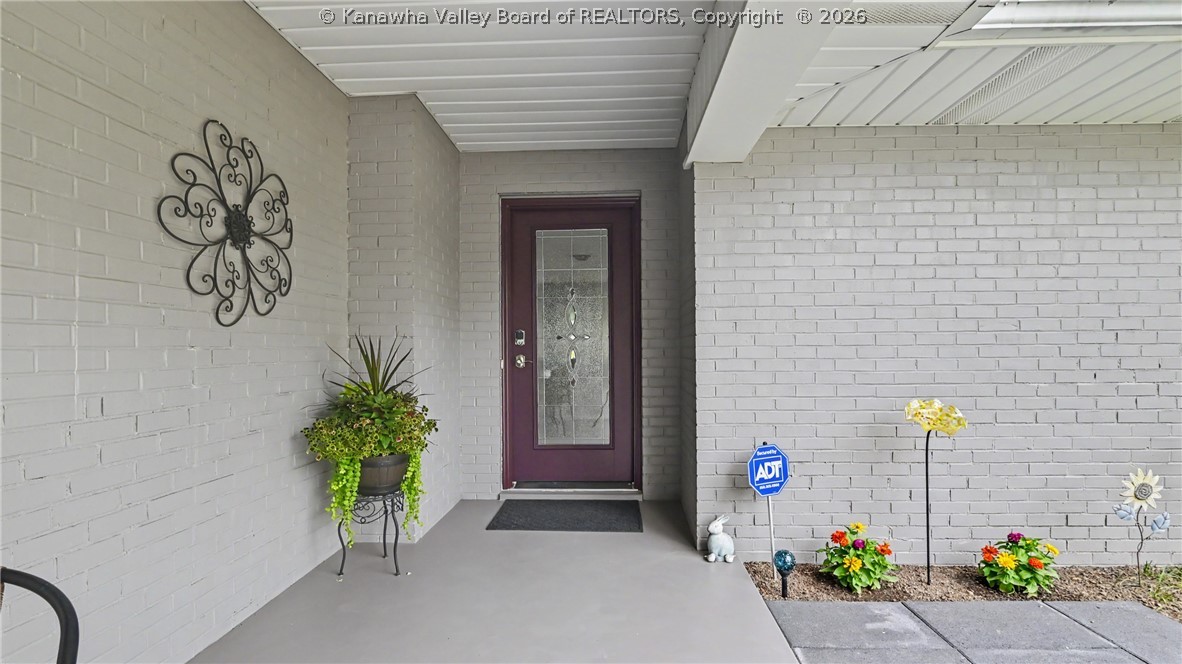 1405 Nottingham Road Charleston, WV 25314 - Photo 4 of 50 Gallery Image 4