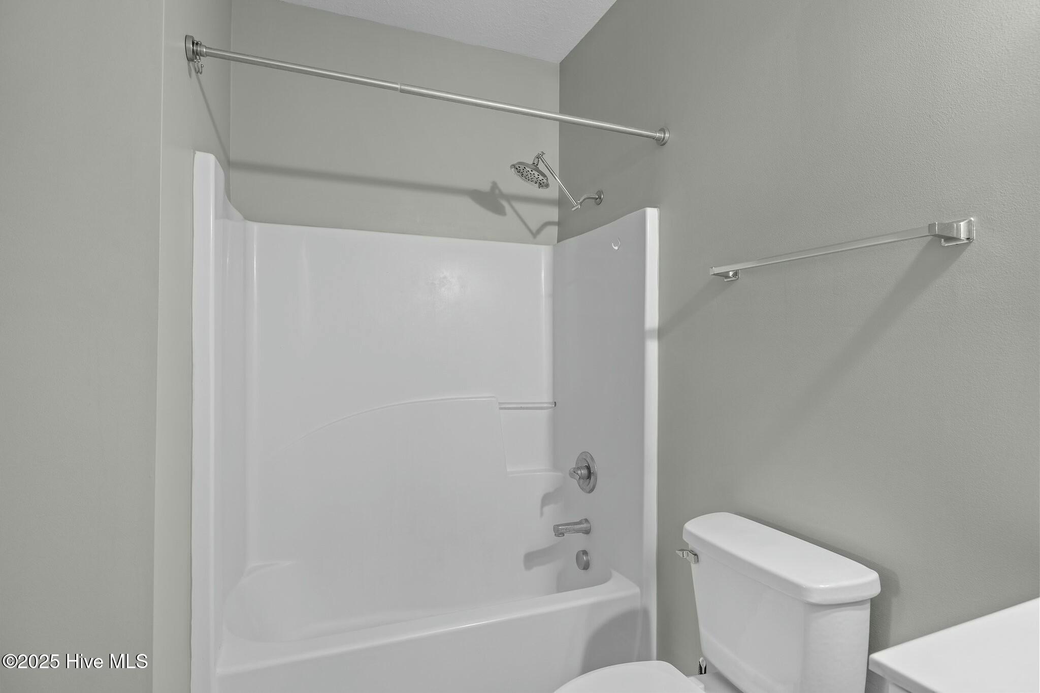 200 Lighthouse Lane, Unit B1 Cedar Point, NC 28584 - Photo 31 of 42 Guest Bath
