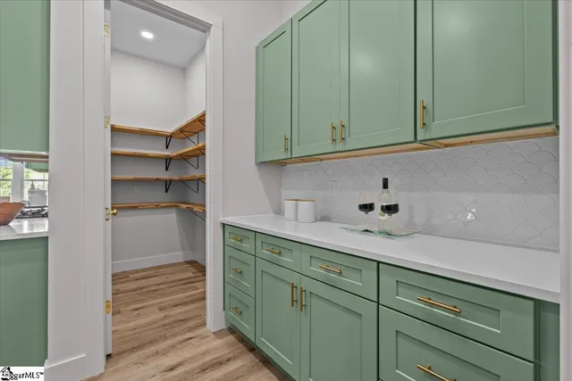 $950,000 | 17 Cunningham Point Court, Greer, SC 29651