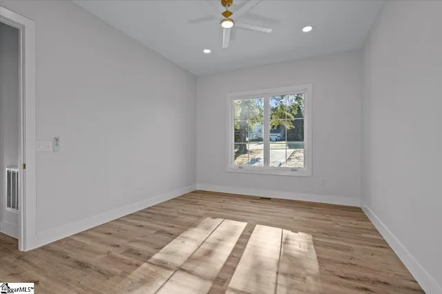 $950,000 | 17 Cunningham Point Court, Greer, SC 29651