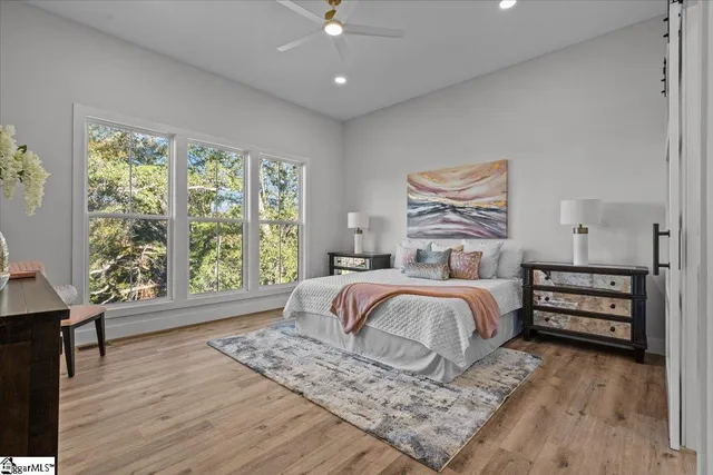 $950,000 | 17 Cunningham Point Court, Greer, SC 29651