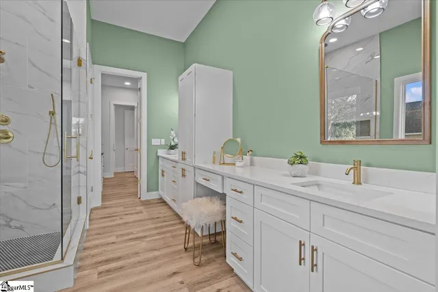 $950,000 | 17 Cunningham Point Court, Greer, SC 29651