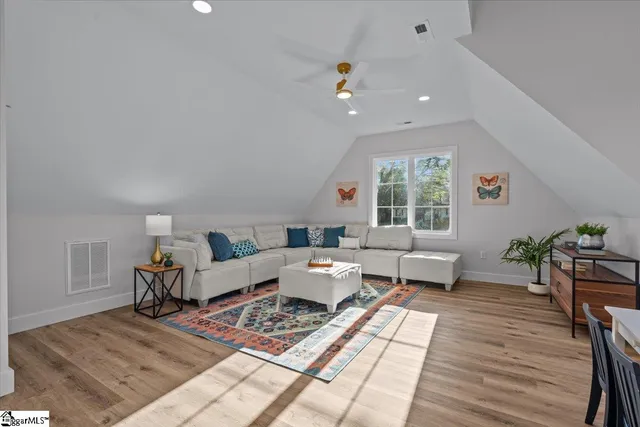 $950,000 | 17 Cunningham Point Court, Greer, SC 29651