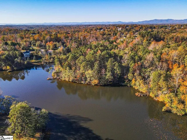 $950,000 | 17 Cunningham Point Court, Greer, SC 29651