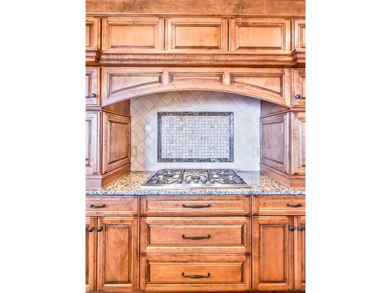 251 Ridge Road Zelienople, PA 16063 - Photo 7 of 25 Kitchen.