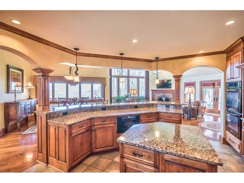 251 Ridge Road Zelienople, PA 16063 - Photo 8 of 25 Kitchen.