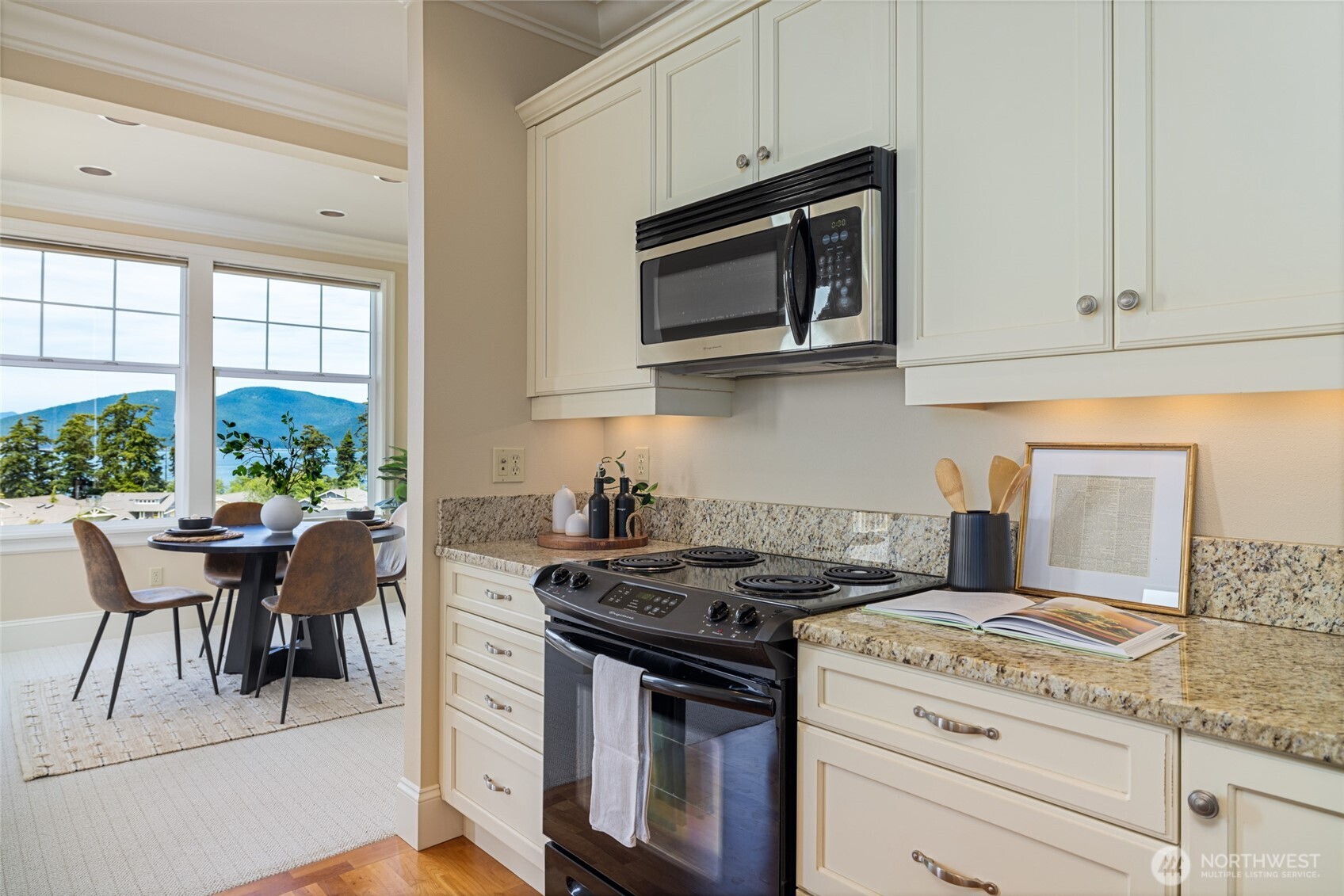 4903 Portalis Way Anacortes, WA 98221 - Photo 12 of 34