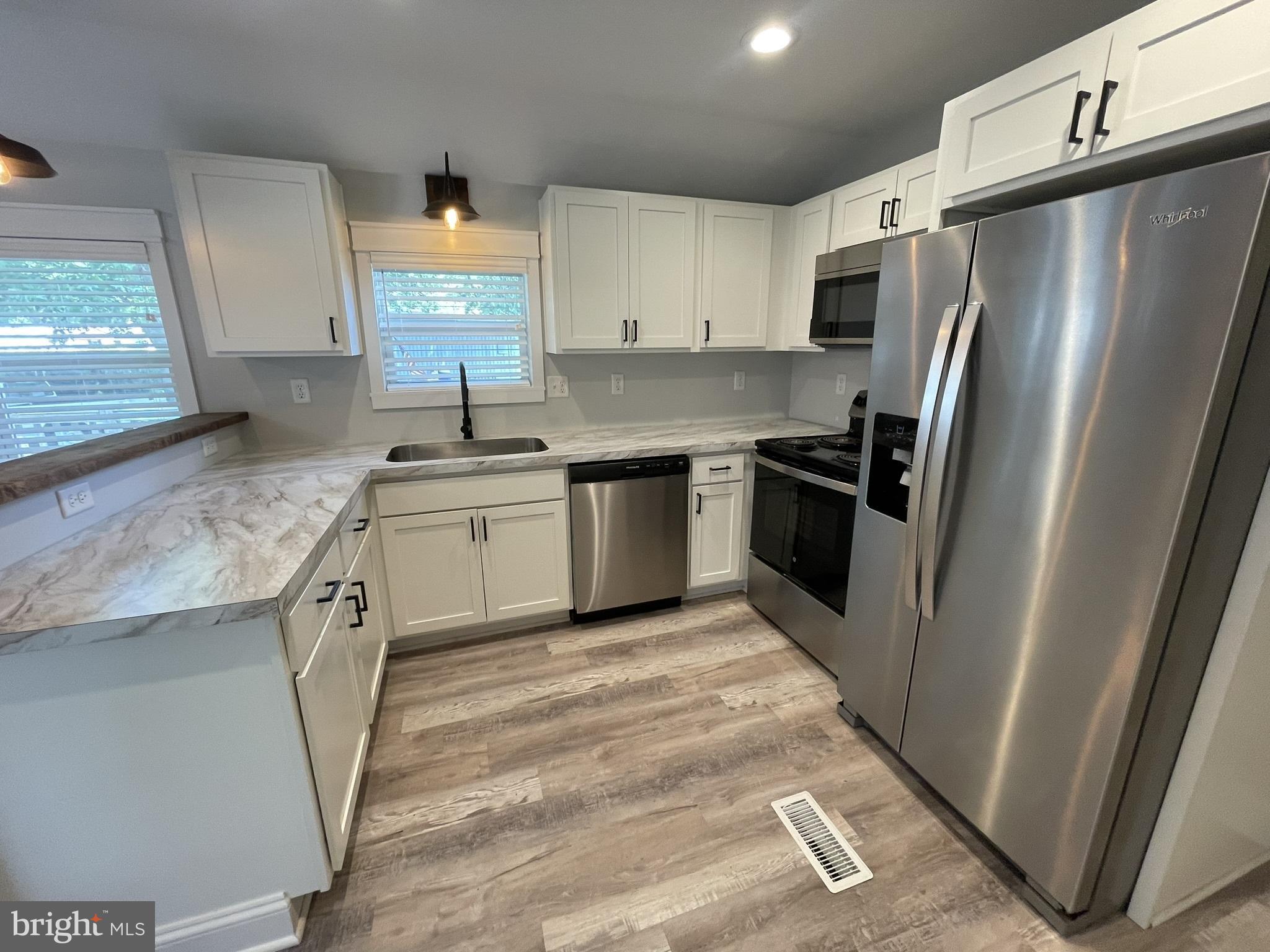 31802 Siham Road Lewes, DE 19958 - Photo 3 of 44 Kitchen