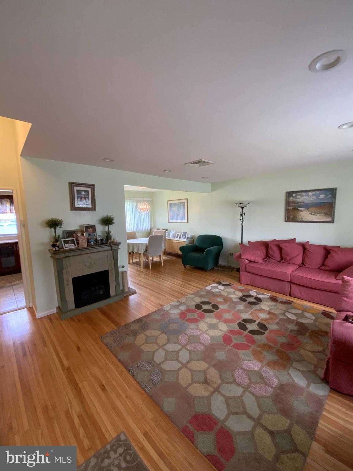 9948 Dungan Road Philadelphia, PA 19115 - Photo 7 of 41 Gallery Image 7