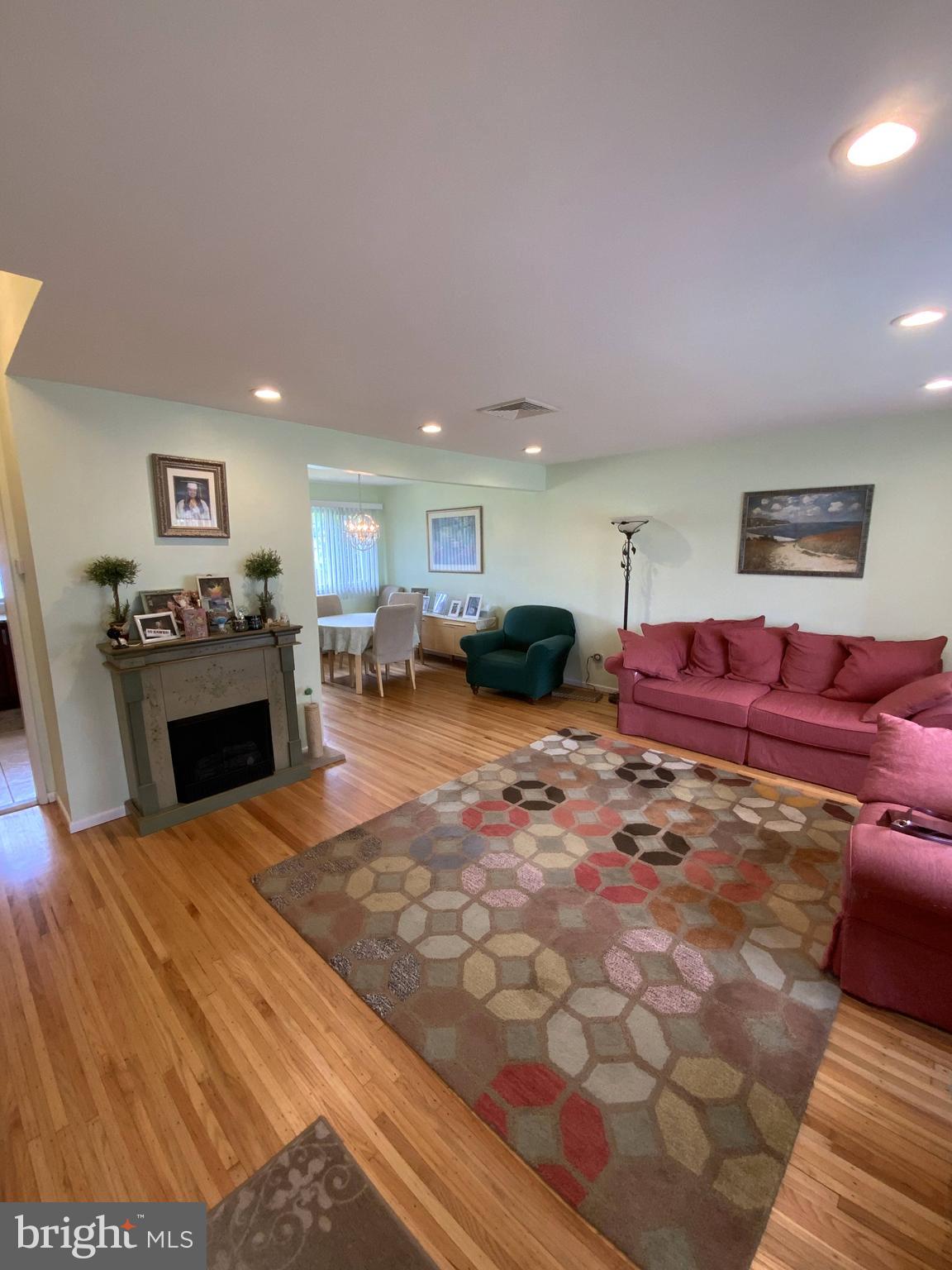 9948 Dungan Road Philadelphia, PA 19115 - Photo 8 of 41 Gallery Image 8