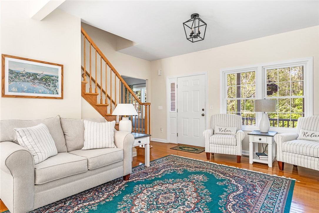 3 Piezzo Drive Westerly, RI 02891 - Photo 6 of 41