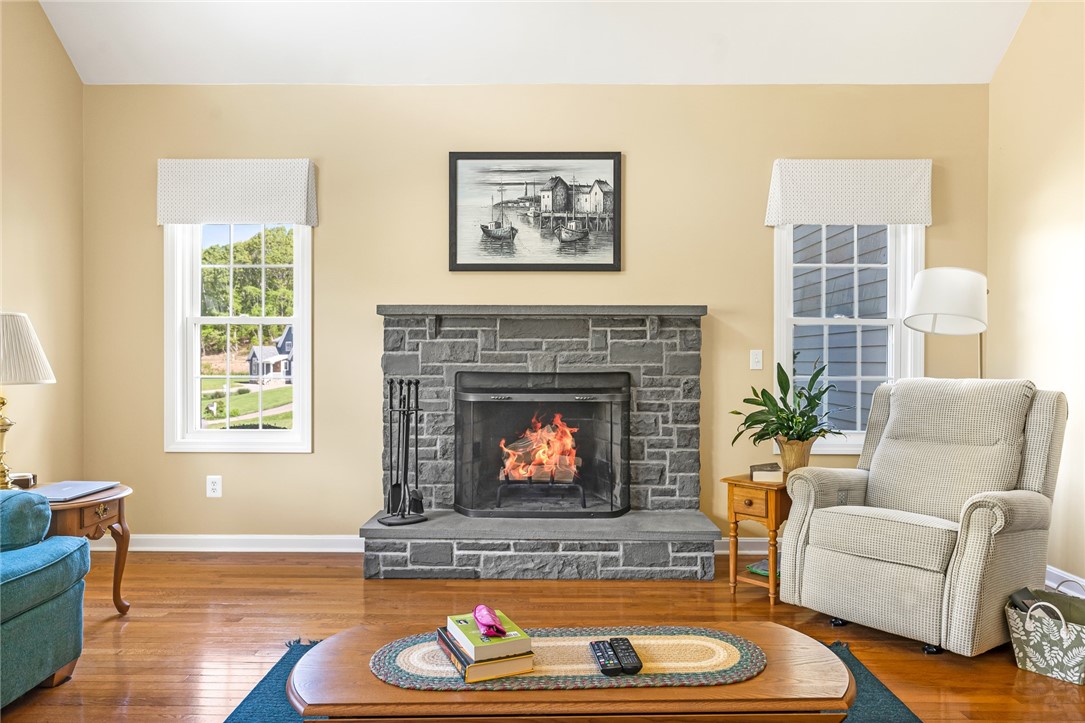 3 Piezzo Drive Westerly, RI 02891 - Photo 8 of 41