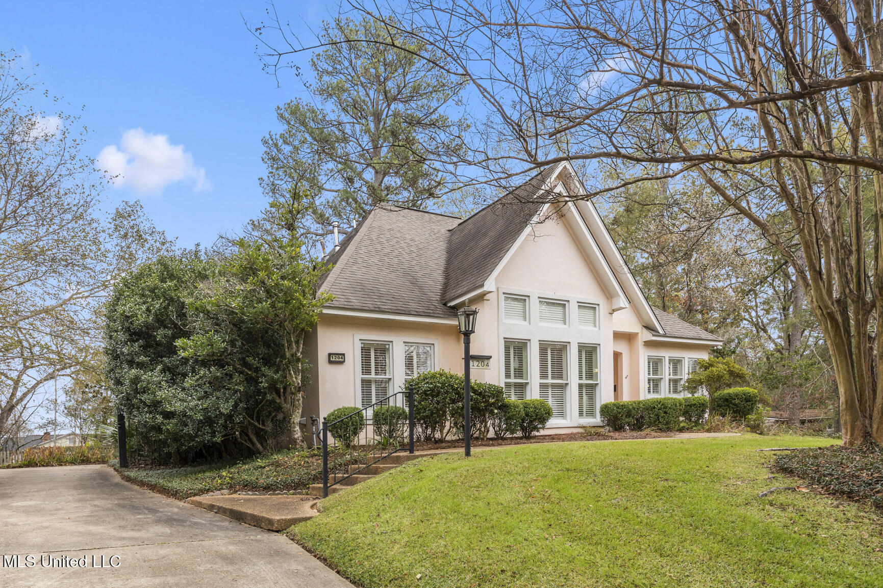1204 St Ann Street Jackson, MS 39202 - Photo 3 of 34 1204 St Ann-3