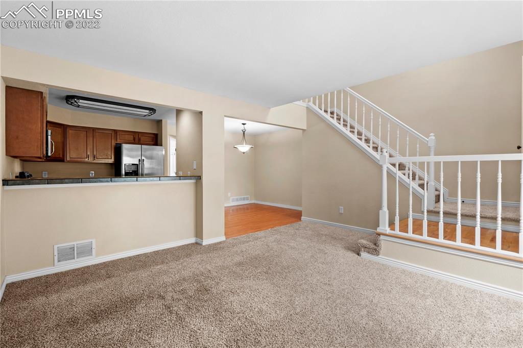 6910 Los Reyes Circle Colorado Springs, CO 80918 - Photo 9 of 38