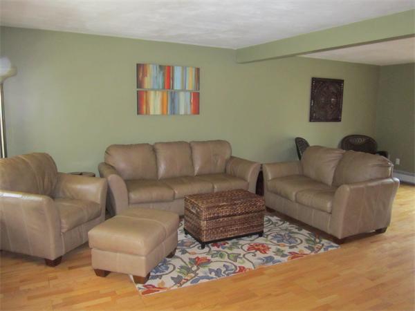 65 Carruth Road Templeton, MA 01468 - Photo 15 of 19 a living room with furniture
