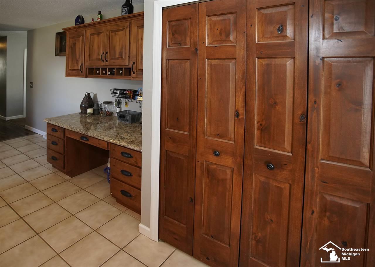12248 Douglas Road Ida, MI 48140 - Photo 12 of 25