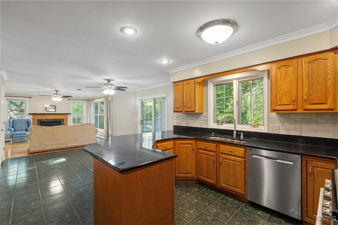 80 Garden Drive Scriba, NY 13126 - Photo 14 of 40