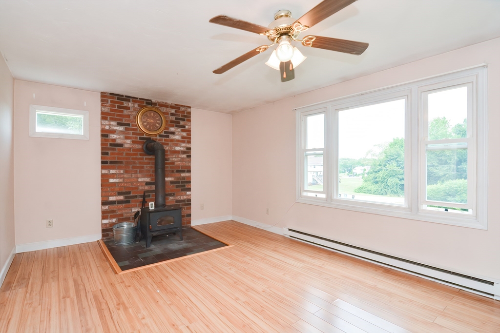190 Cowell Road, Unit 190 Wrentham, MA 02093 - Photo 11 of 37 Gallery Image 11