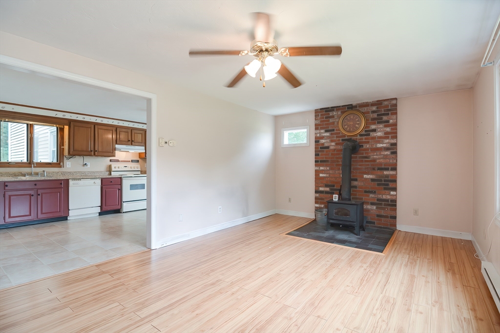 190 Cowell Road, Unit 190 Wrentham, MA 02093 - Photo 8 of 37 Gallery Image 8