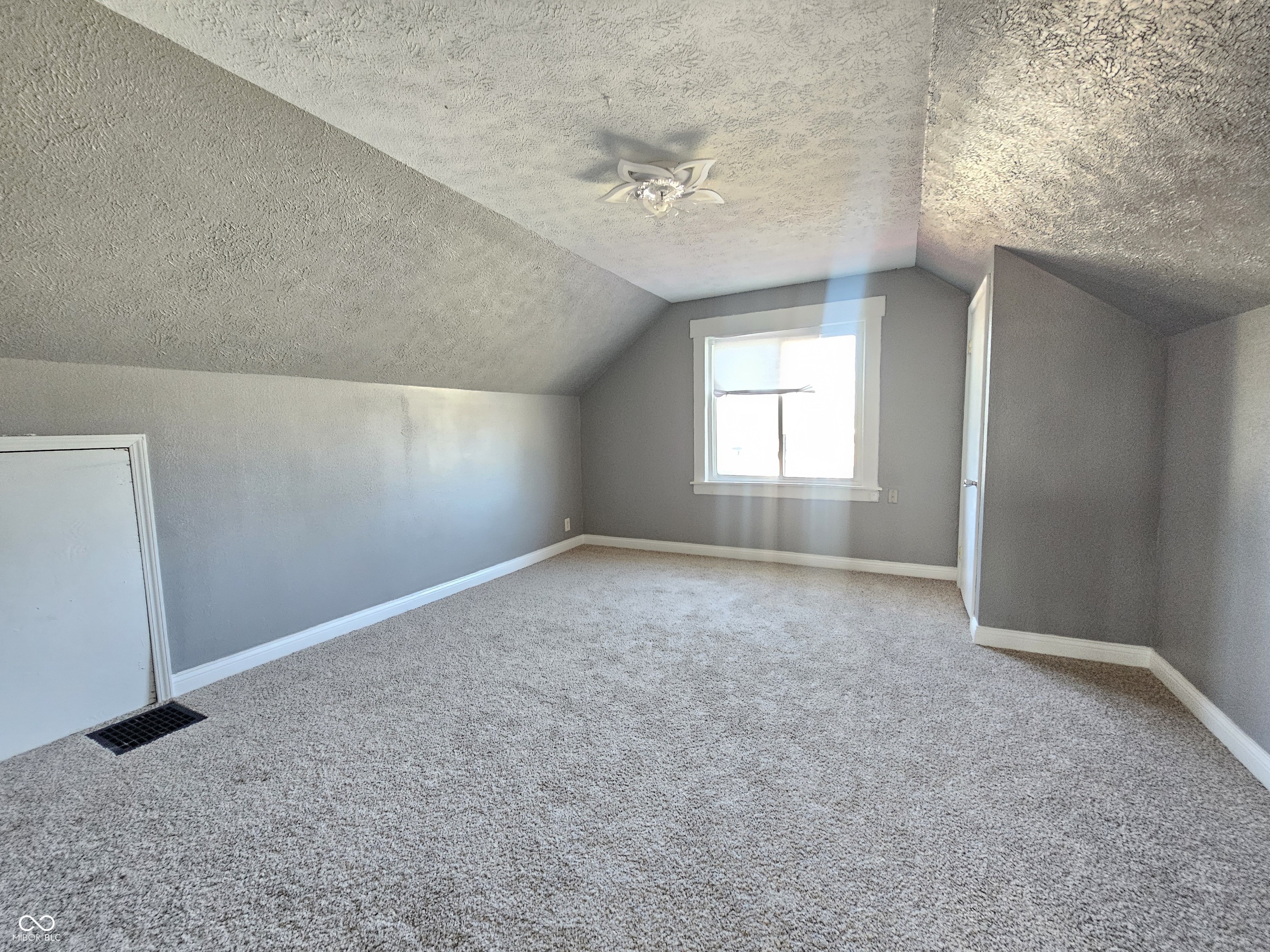 2530 Lincoln Street Anderson, IN 46016 - Photo 24 of 39