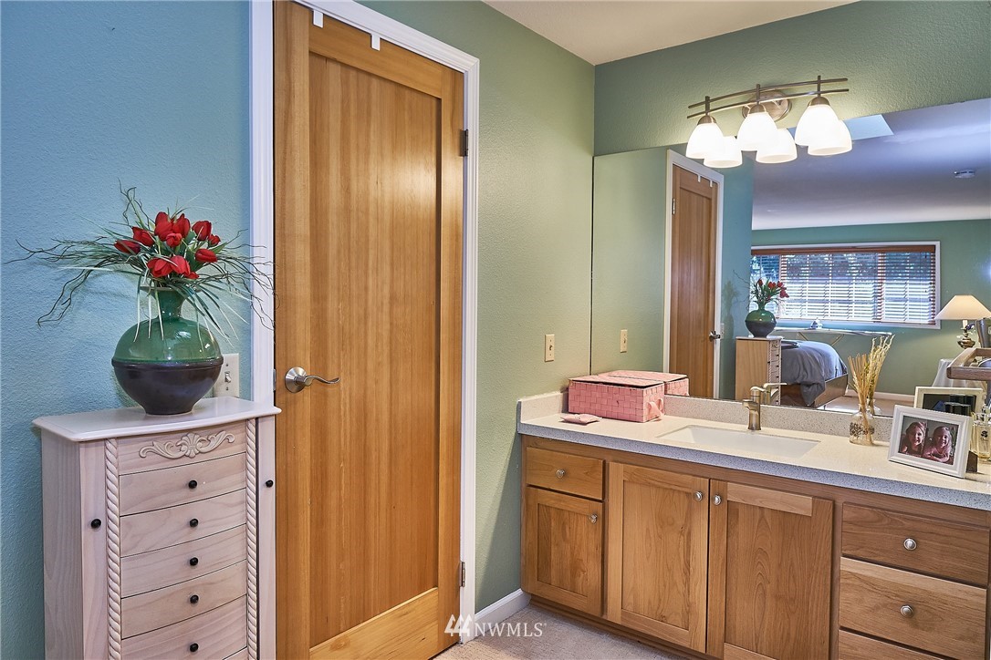 24225 23rd Avenue West Bothell, WA 98021 - Photo 22 of 32