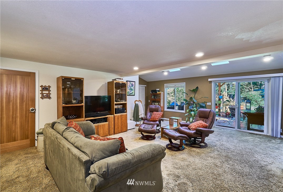 24225 23rd Avenue West Bothell, WA 98021 - Photo 5 of 32
