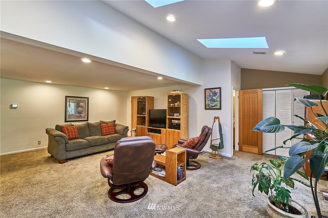 24225 23rd Avenue West Bothell, WA 98021 - Photo 6 of 32