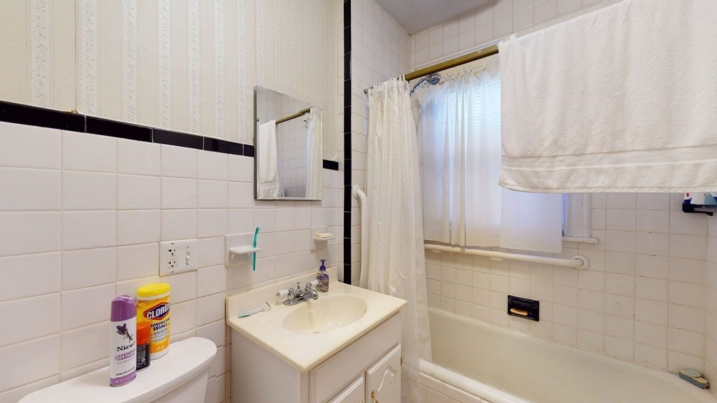 82-84 Rossmore Road Boston, MA 02130 - Photo 12 of 22 Gallery Image 12