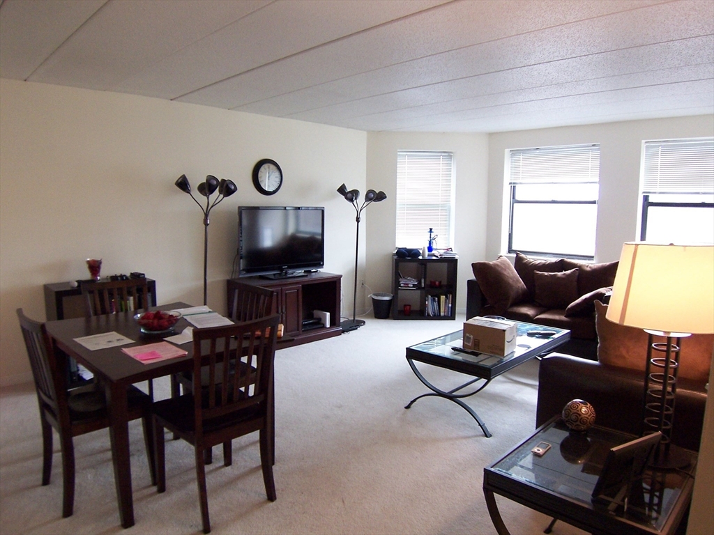 1933 Commonwealth Avenue, Unit 610 Boston, MA 02135 - Photo 5 of 24