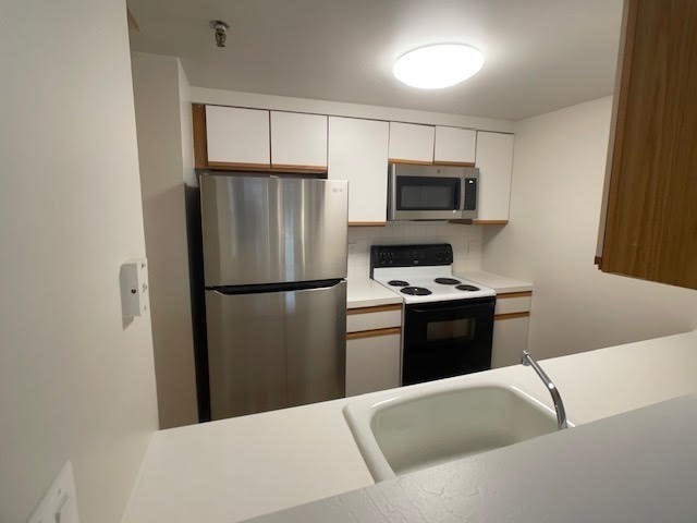 1933 Commonwealth Avenue, Unit 610 Boston, MA 02135 - Photo 8 of 24